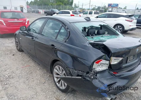 2011 BMW 328I z USA, uszkodzony, nr VIN WBAPH7G52BNN07776